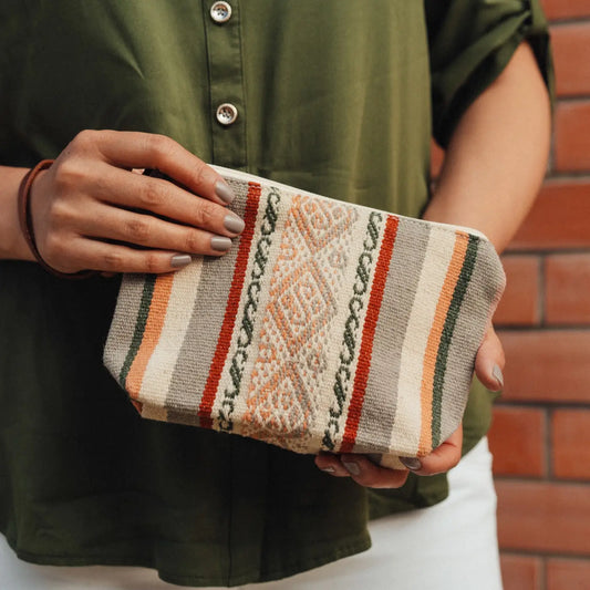 Handwoven Pouch in Cayenne